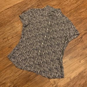 Ann Taylor short sleeved button front silk blouse